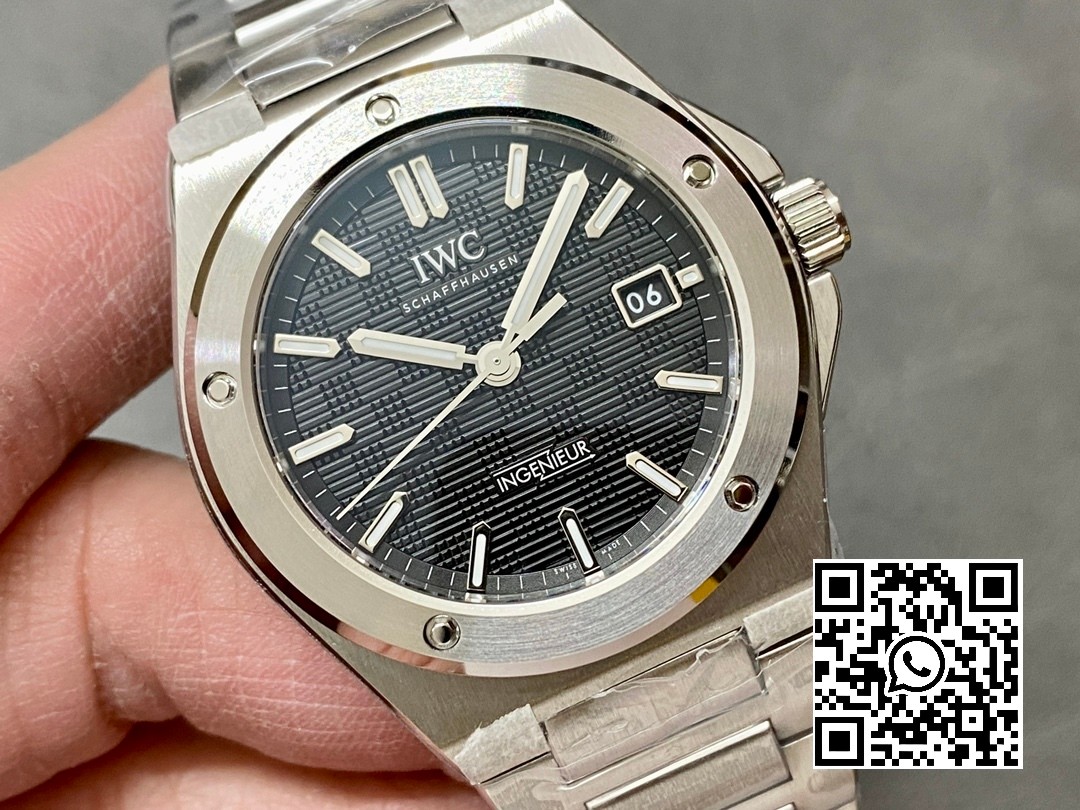 IWC Ingenuier 40mm V7 Factory 1:1 Best Edition Black Dial