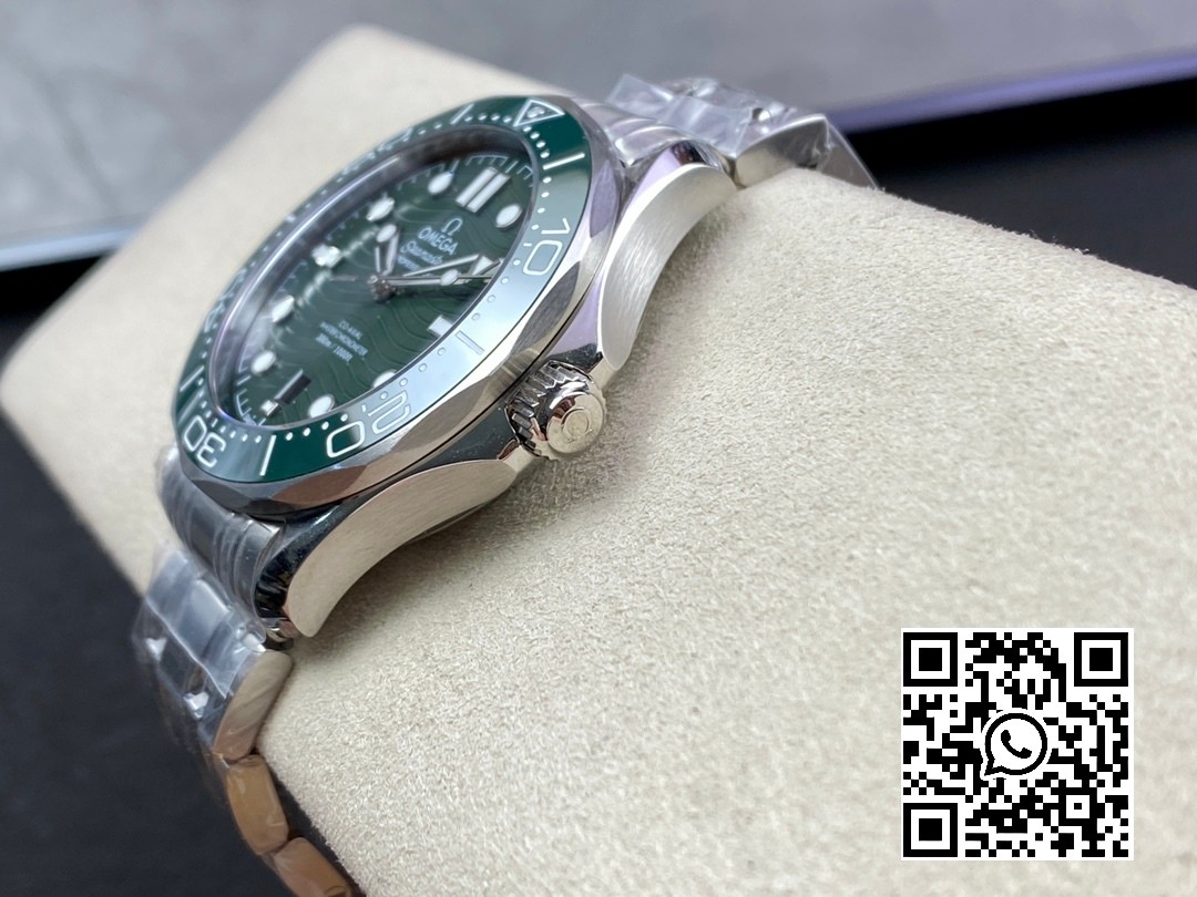 Omega Seamaster Diver 300M VS Factory 1:1 Best Edition Green Ceramic Green Dial