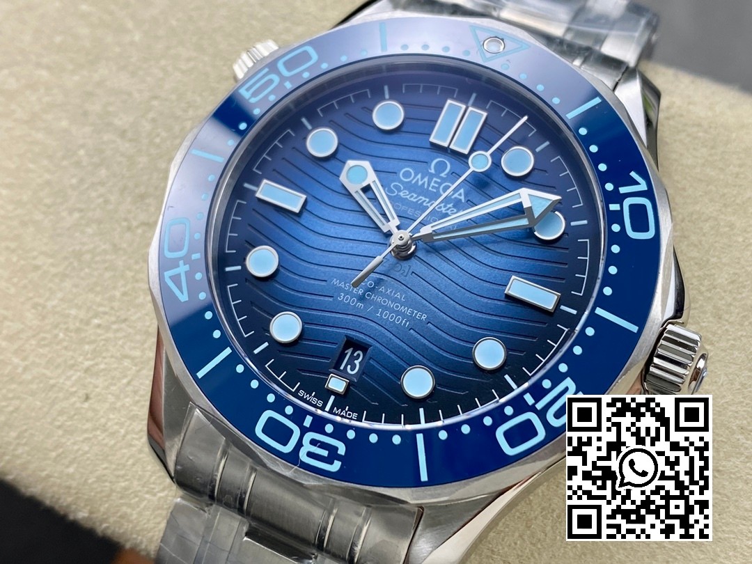 Omega Seamaster 300 SS VS Factory 1:1 Best Edition Gradient Blue Dial