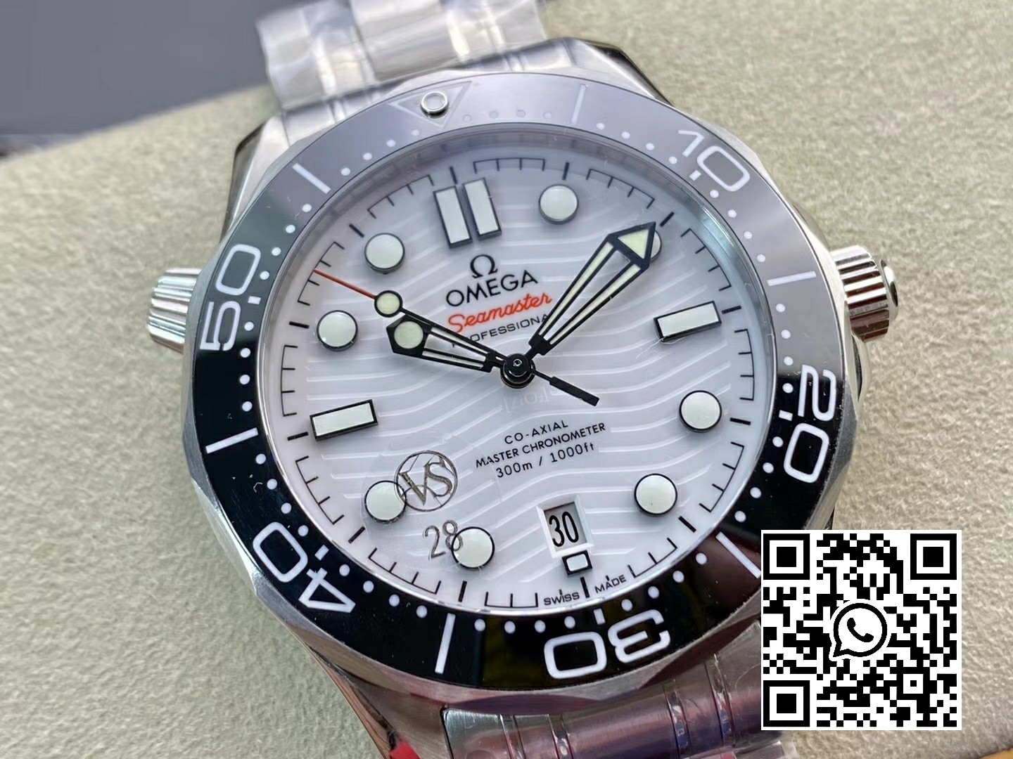 Omega Seamaster Diver 300M SS VS Factory 1:1 Best Edition Black Bezel White Dial